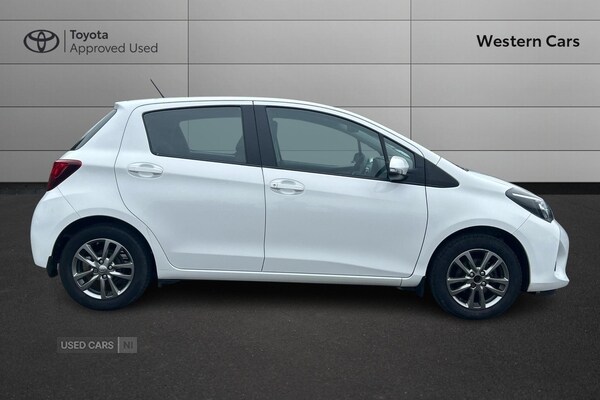 Used Toyota Yaris 2015 for sale - 76296307: Photo 16