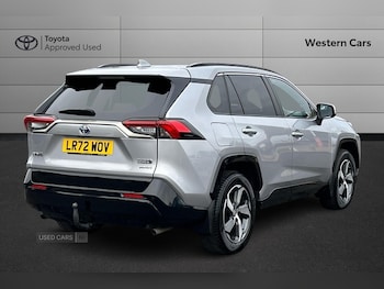 Used Toyota RAV4 2022 for sale - 76251616: Photo 2