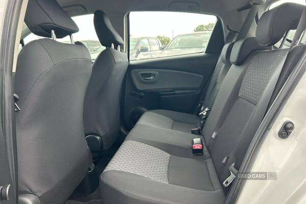 Used Toyota Yaris 2015 for sale - 76002877: Photo 12