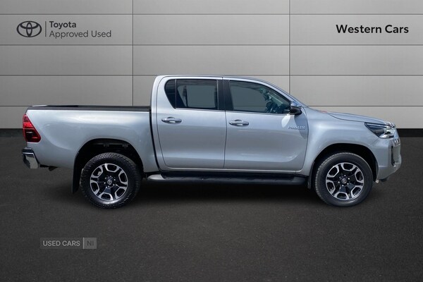 Used Toyota Hilux 2023 for sale - 74811539: Photo 16