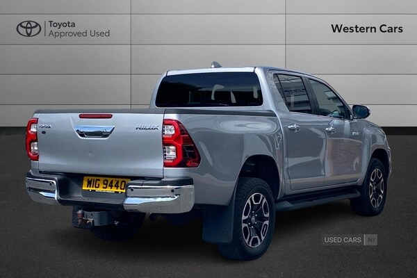 Used Toyota Hilux 2023 for sale - 74811539: Photo 2
