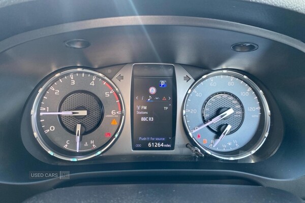 Used Toyota Hilux 2023 for sale - 74811539: Photo 9