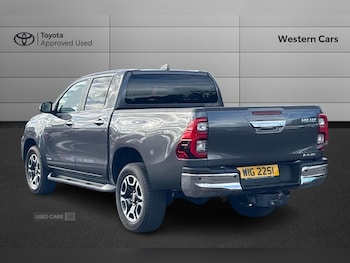 Used Toyota Hilux 2022 for sale - 79117208: Photo