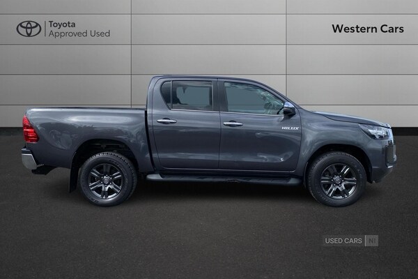 Used Toyota Hilux 2023 for sale - 75162706: Photo 16