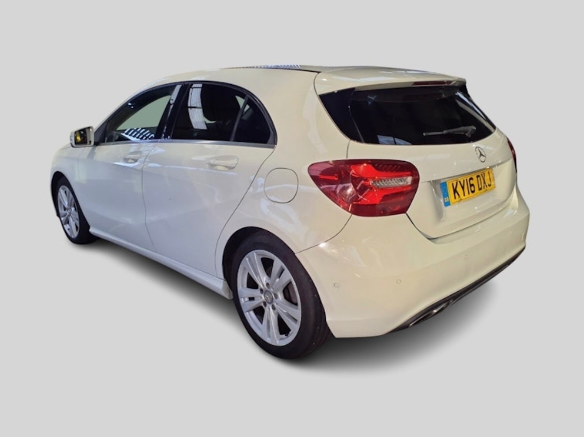 Used Mercedes-Benz A-Class 2016 for sale - 76556667: Photo 2