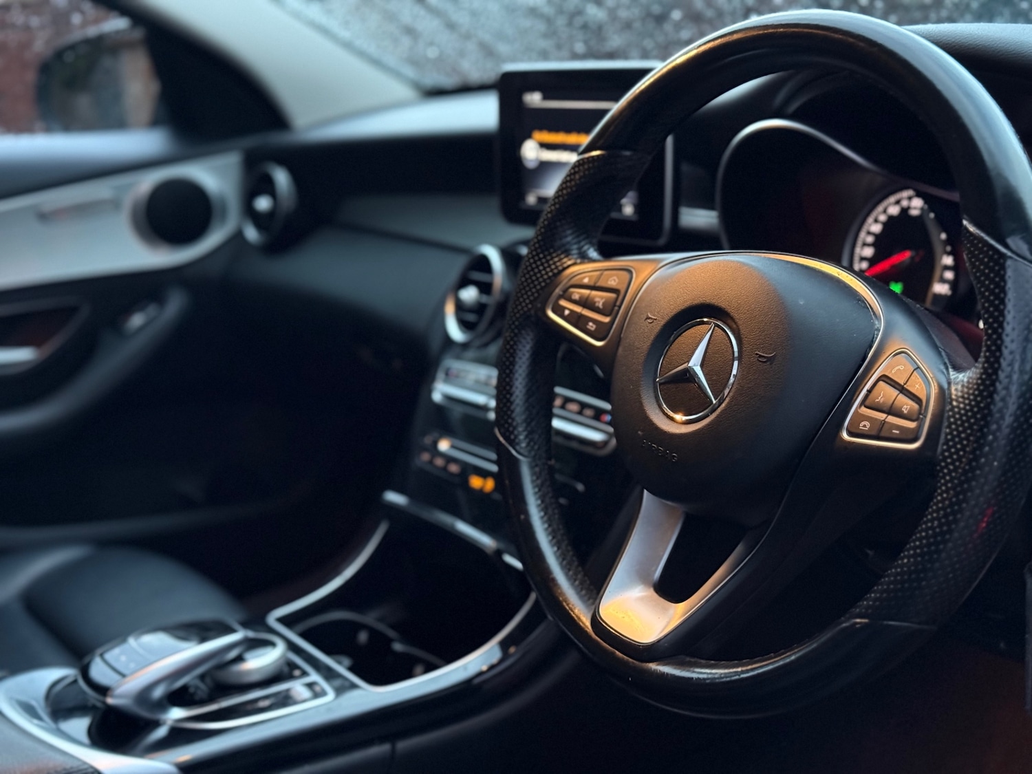 Used Mercedes-Benz C Class 2016 for sale - 76063653: Photo 18