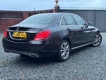 Used Mercedes-Benz C-Class 2016 for sale - 76063653: Photo