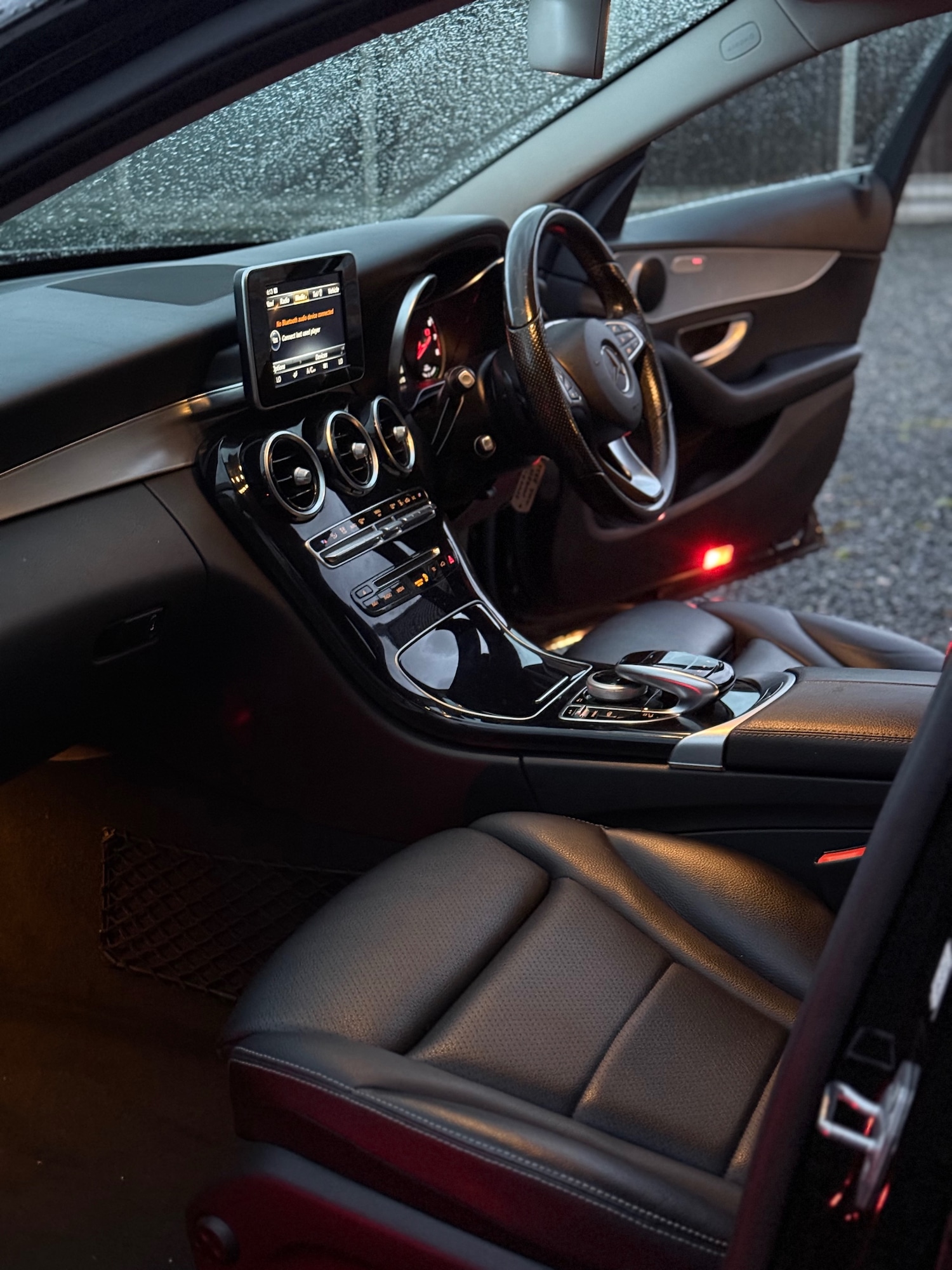 Used Mercedes-Benz C Class 2016 for sale - 76063653: Photo 4