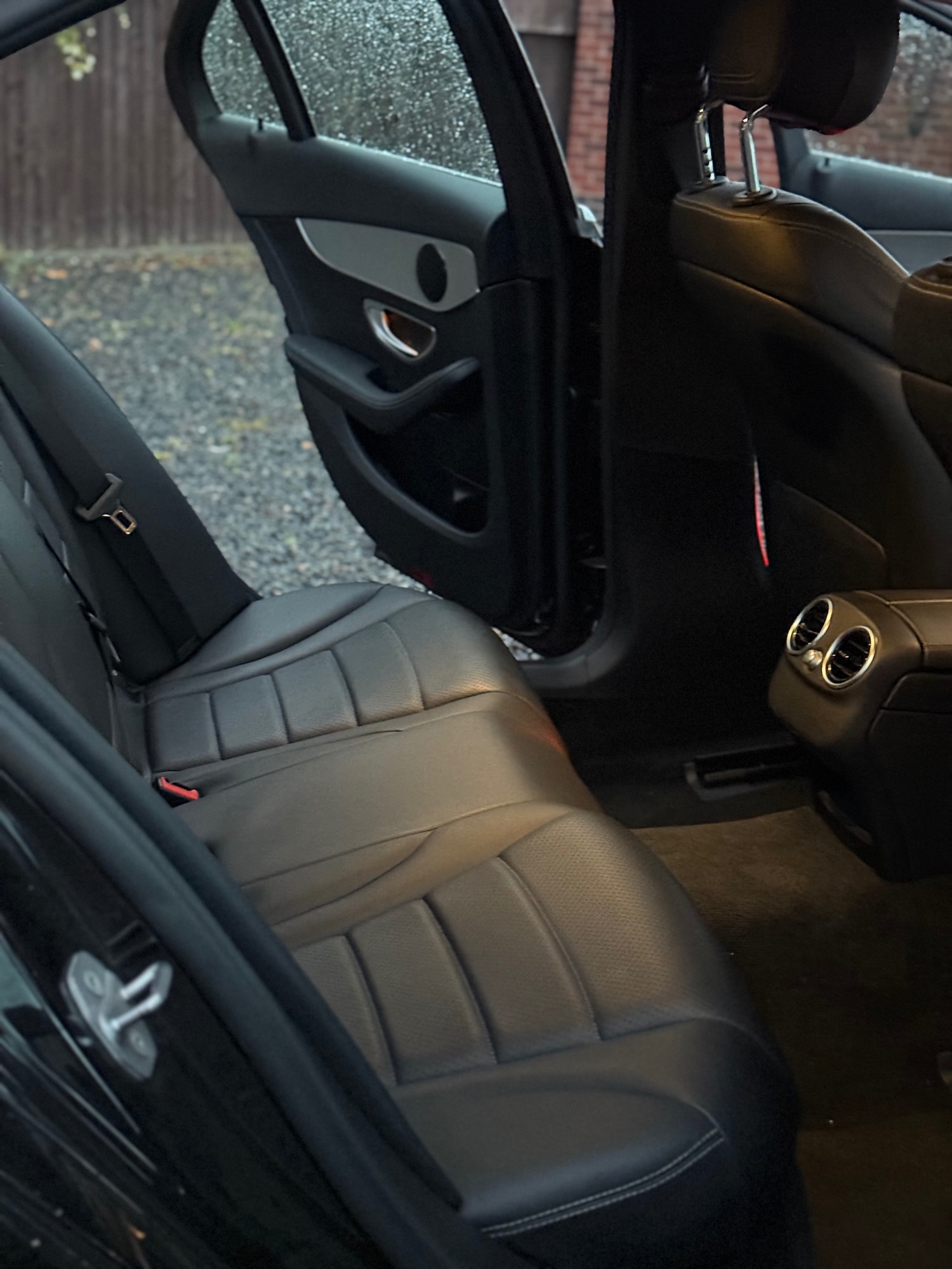 Used Mercedes-Benz C Class 2016 for sale - 76063653: Photo 5