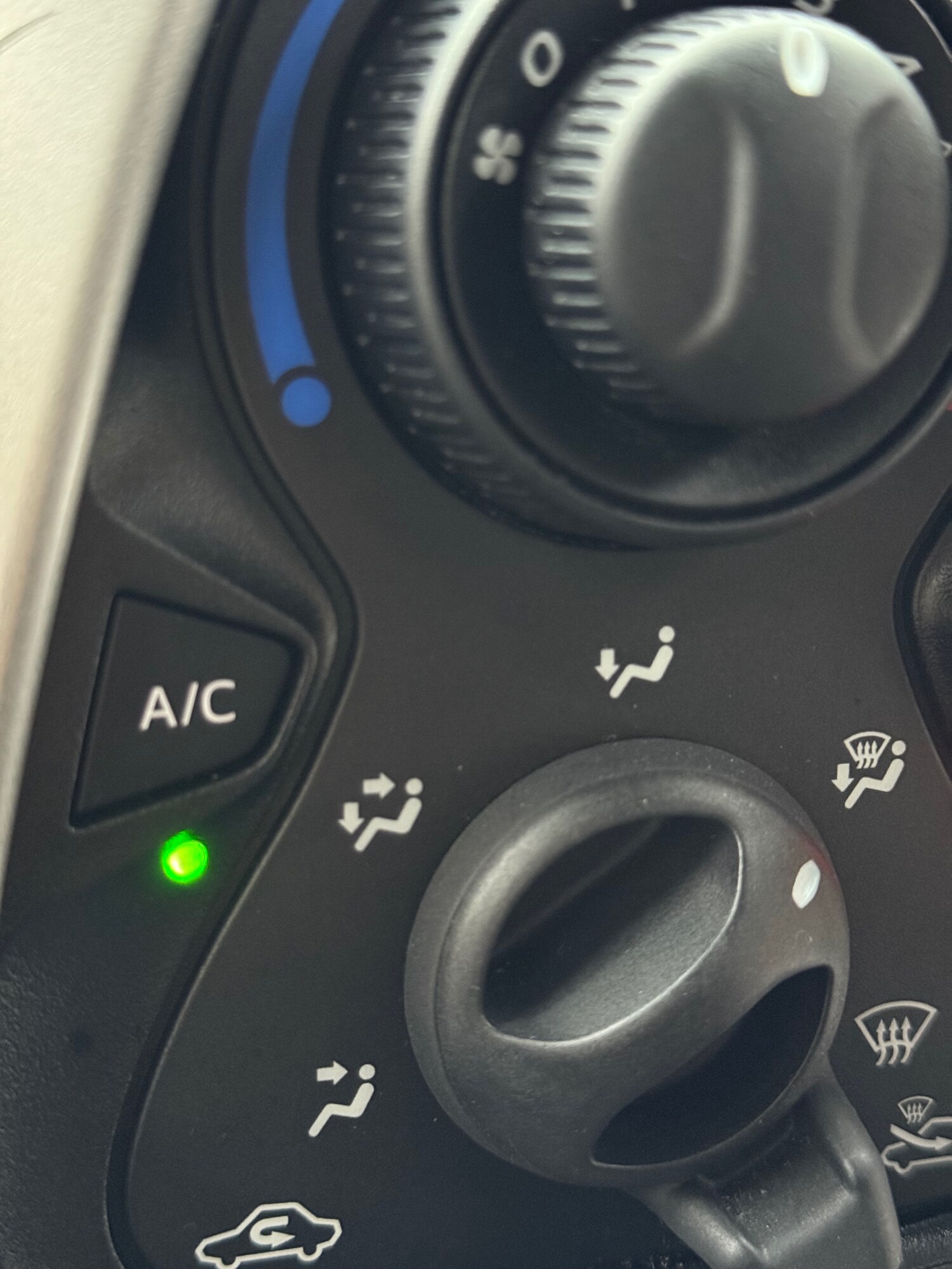 Used Citroen C1 2015 for sale - 76758952: Photo 36