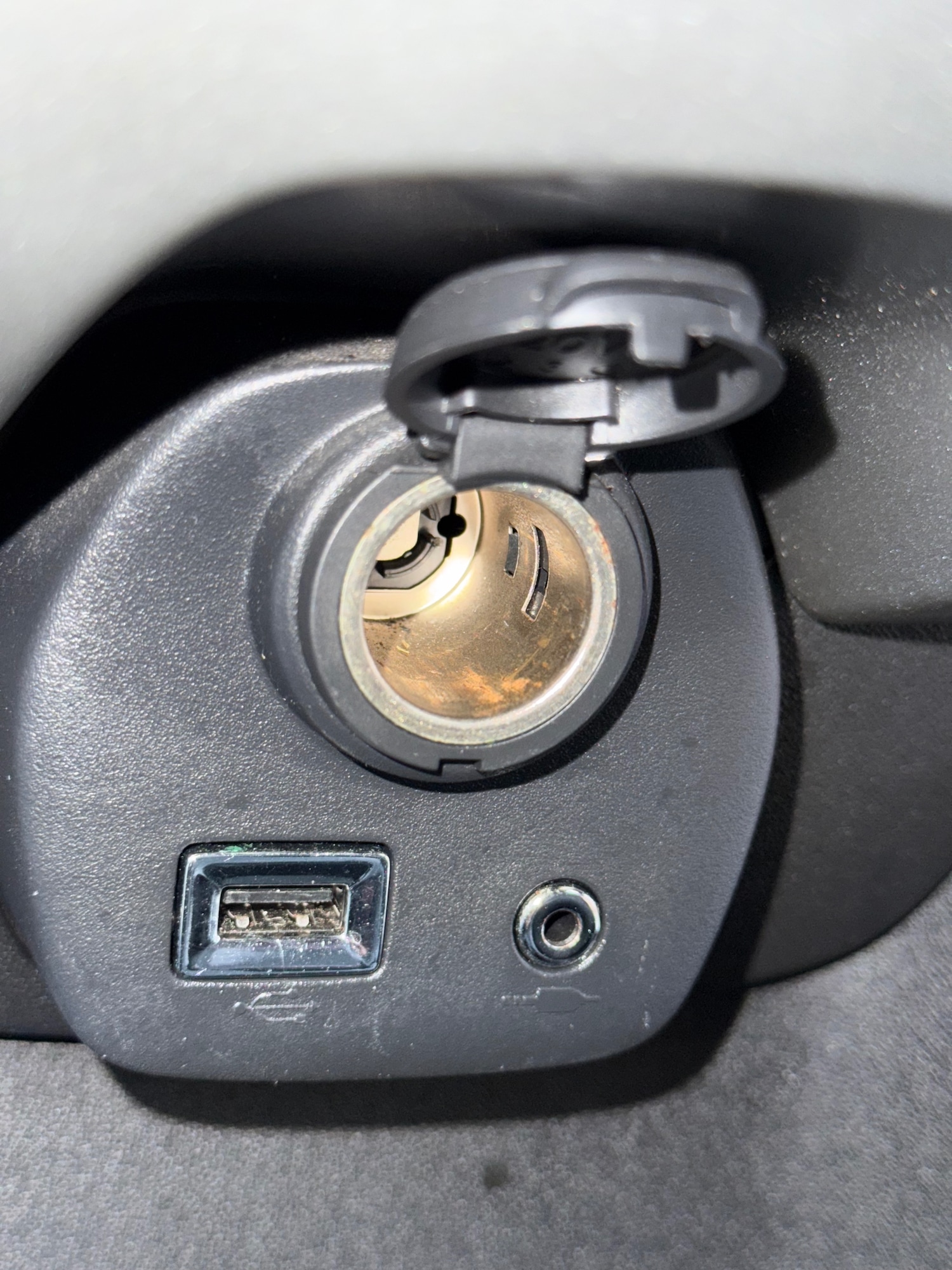 Used Citroen C1 2015 for sale - 76758952: Photo 37