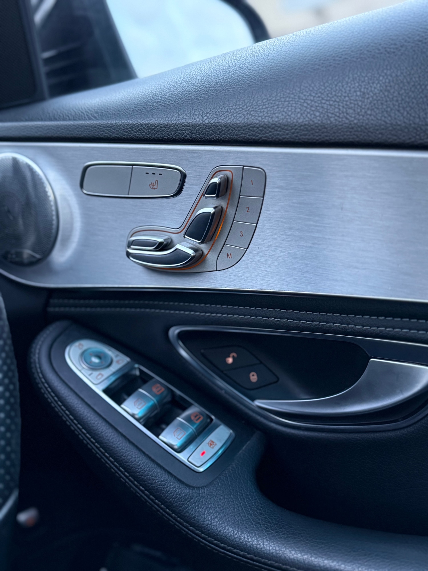 Used Mercedes-Benz C Class 2015 for sale - 77179647: Photo 5