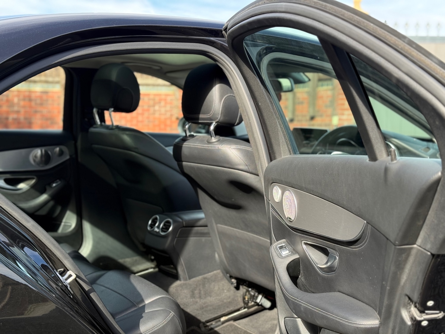 Used Mercedes-Benz C Class 2015 for sale - 77179647: Photo 58