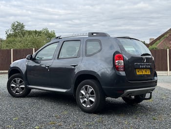 Used Dacia Duster 2018 for sale - 79802850: Photo