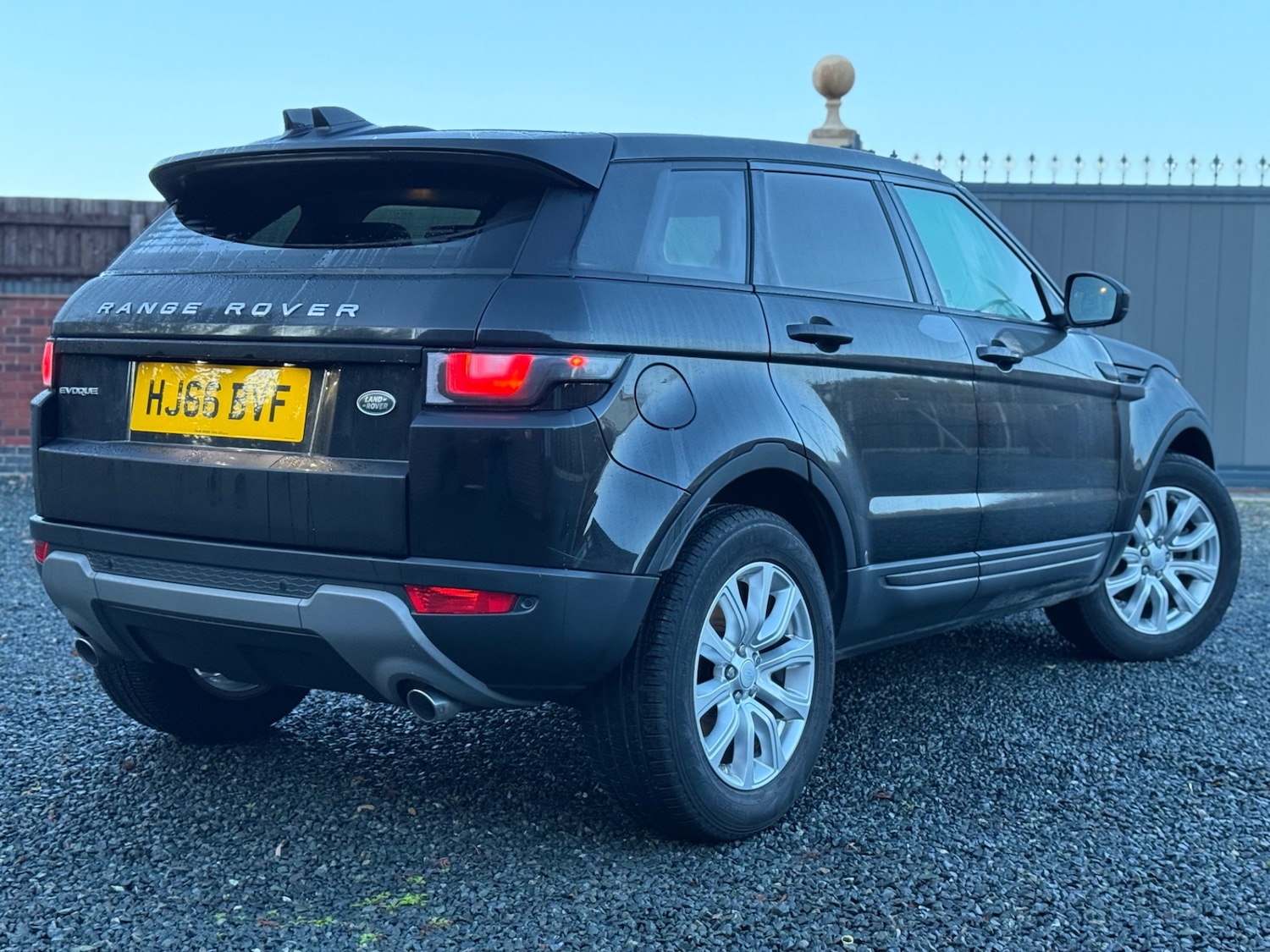 Used Land Rover Range Rover Evoque 2016 for sale - 76545730: Photo 8