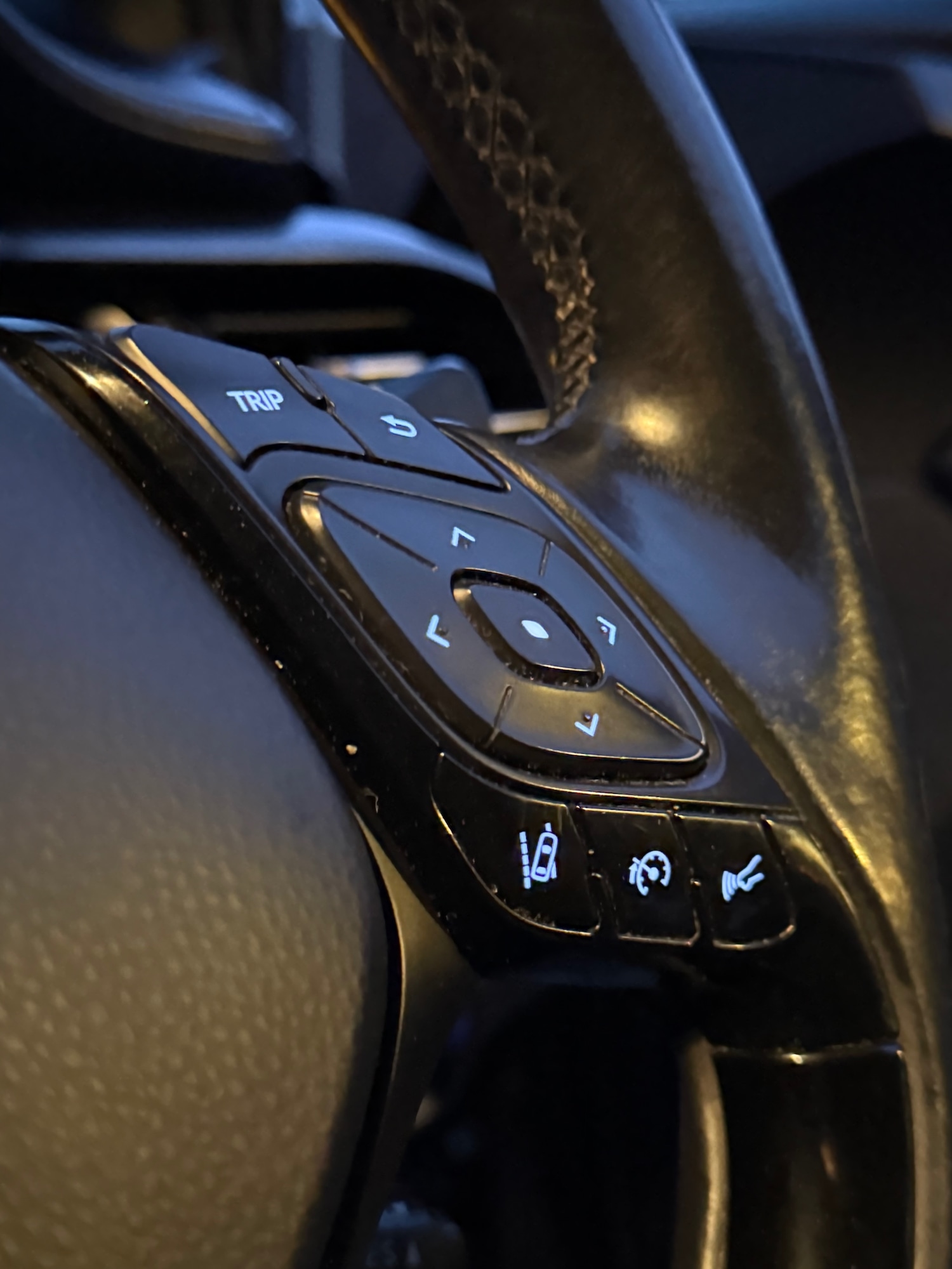 Used Toyota C-HR 2017 for sale - 77465466: Photo 24