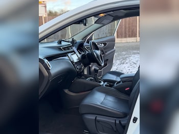 Used Nissan Qashqai 2017 for sale - 76178135: Photo