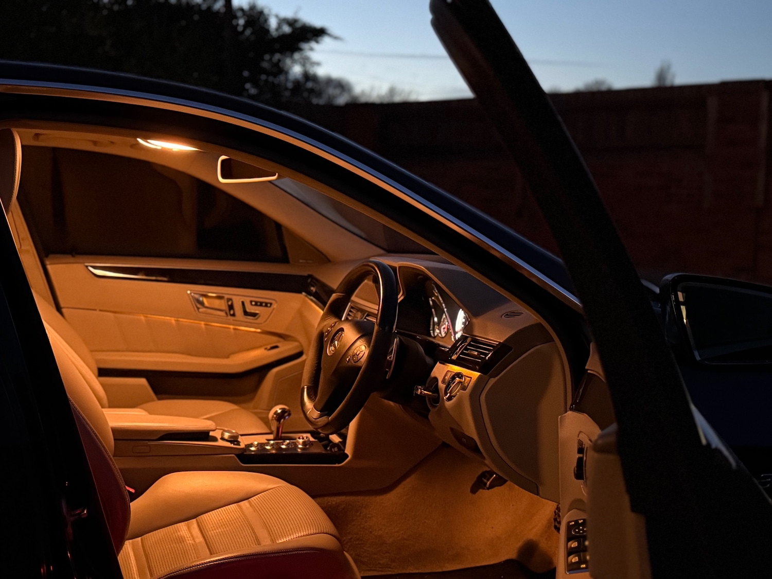 Used Mercedes-Benz E Class 2009 for sale - 76858726: Photo 13