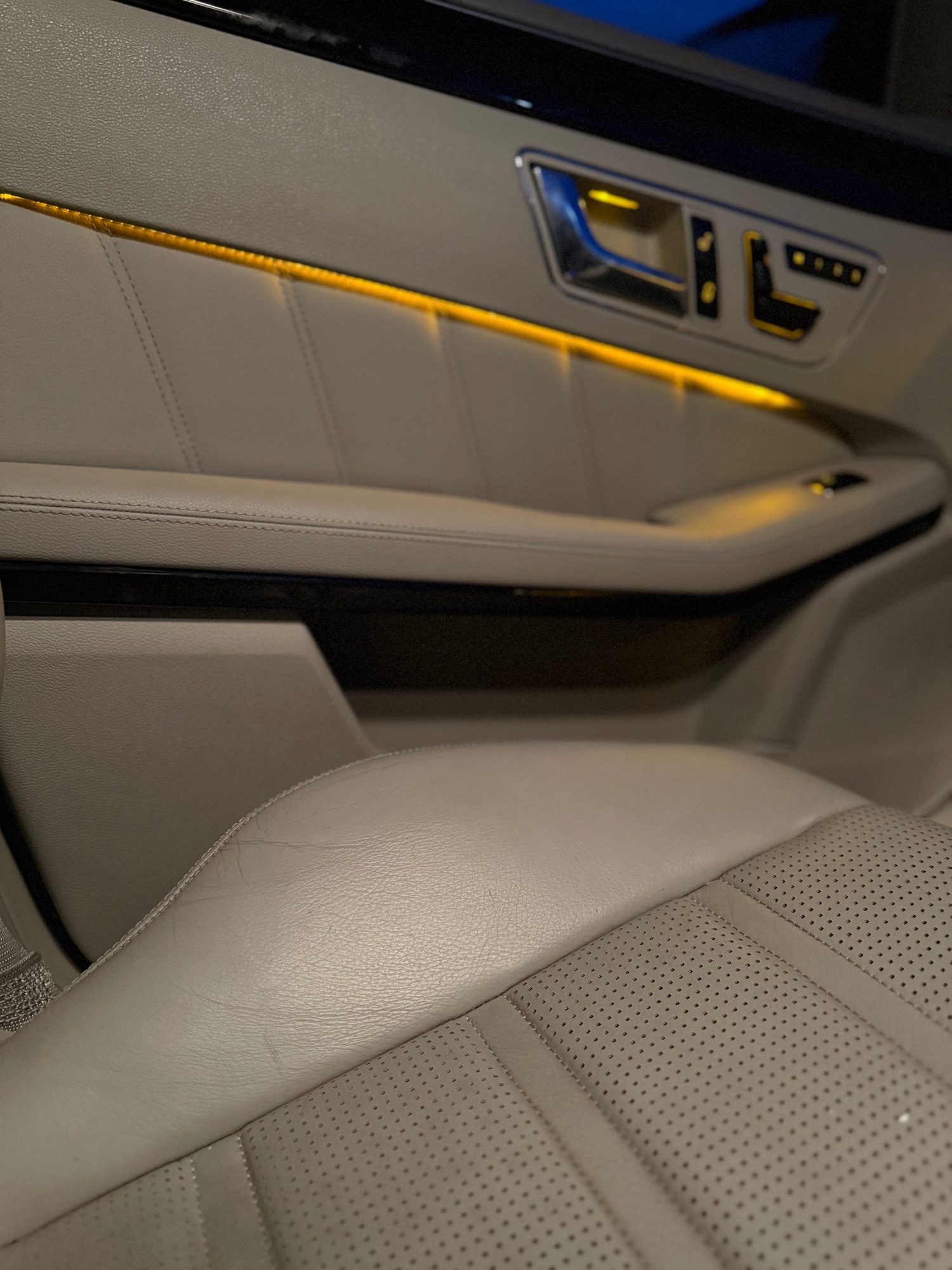 Used Mercedes-Benz E Class 2009 for sale - 76858726: Photo 21