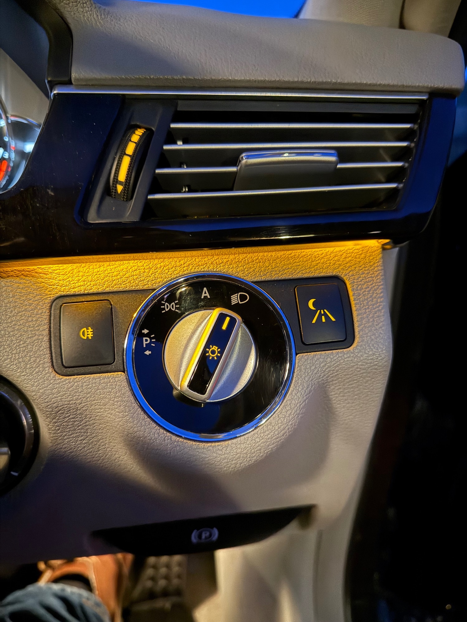 Used Mercedes-Benz E Class 2009 for sale - 76858726: Photo 23