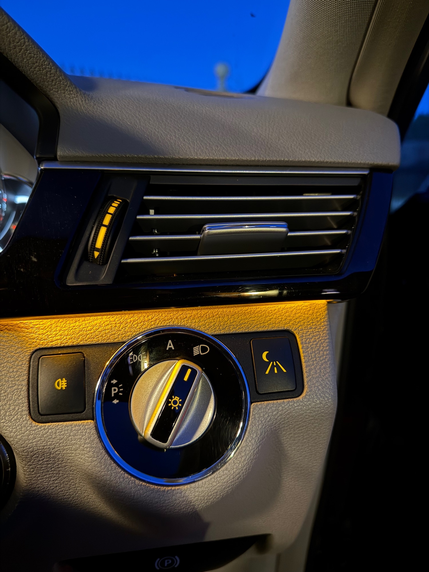 Used Mercedes-Benz E Class 2009 for sale - 76858726: Photo 24