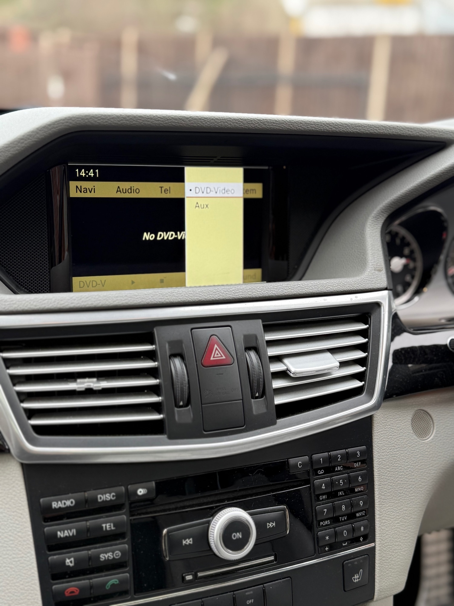 Used Mercedes-Benz E Class 2009 for sale - 76858726: Photo 40