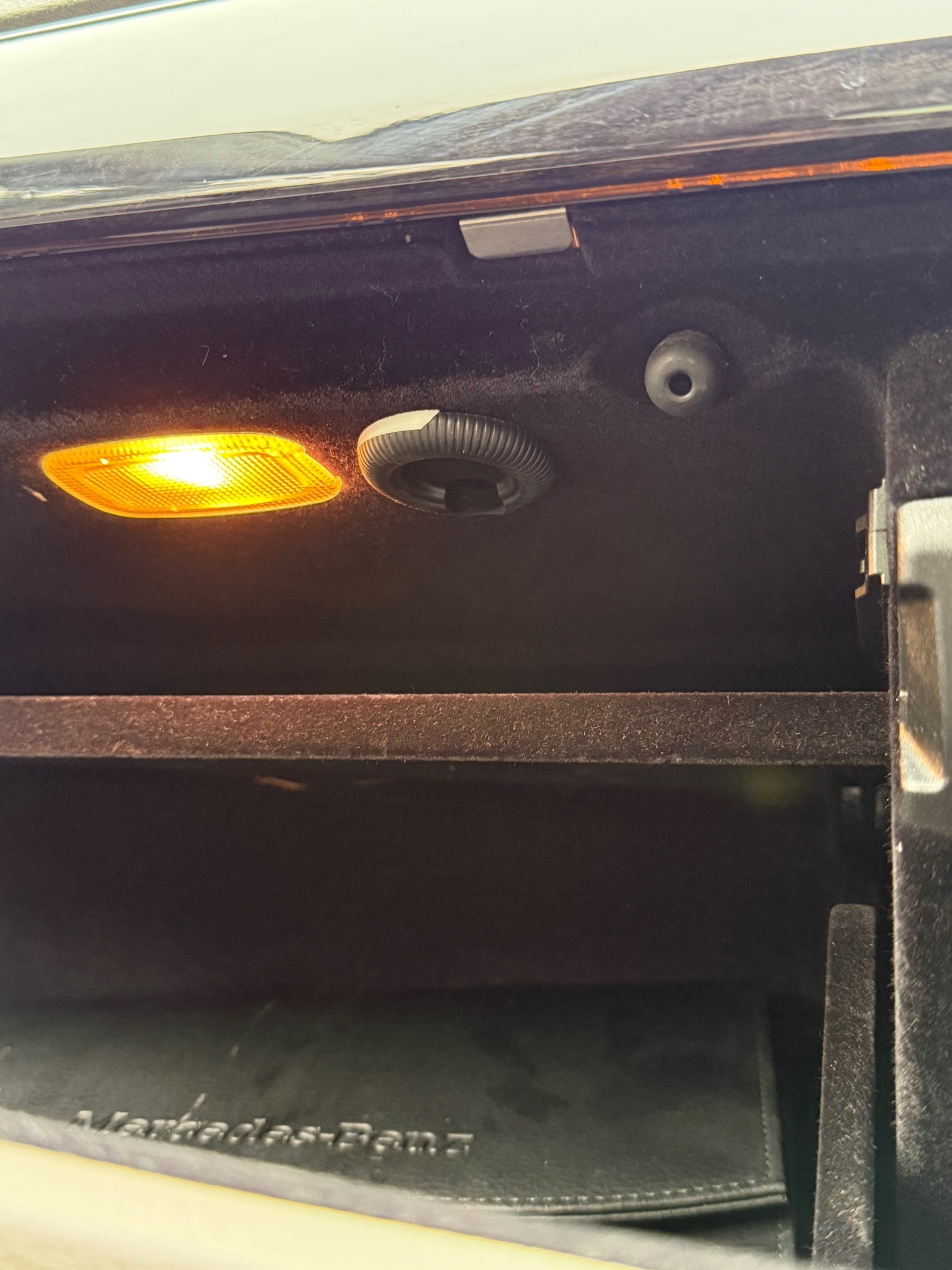 Used Mercedes-Benz E Class 2009 for sale - 76858726: Photo 51