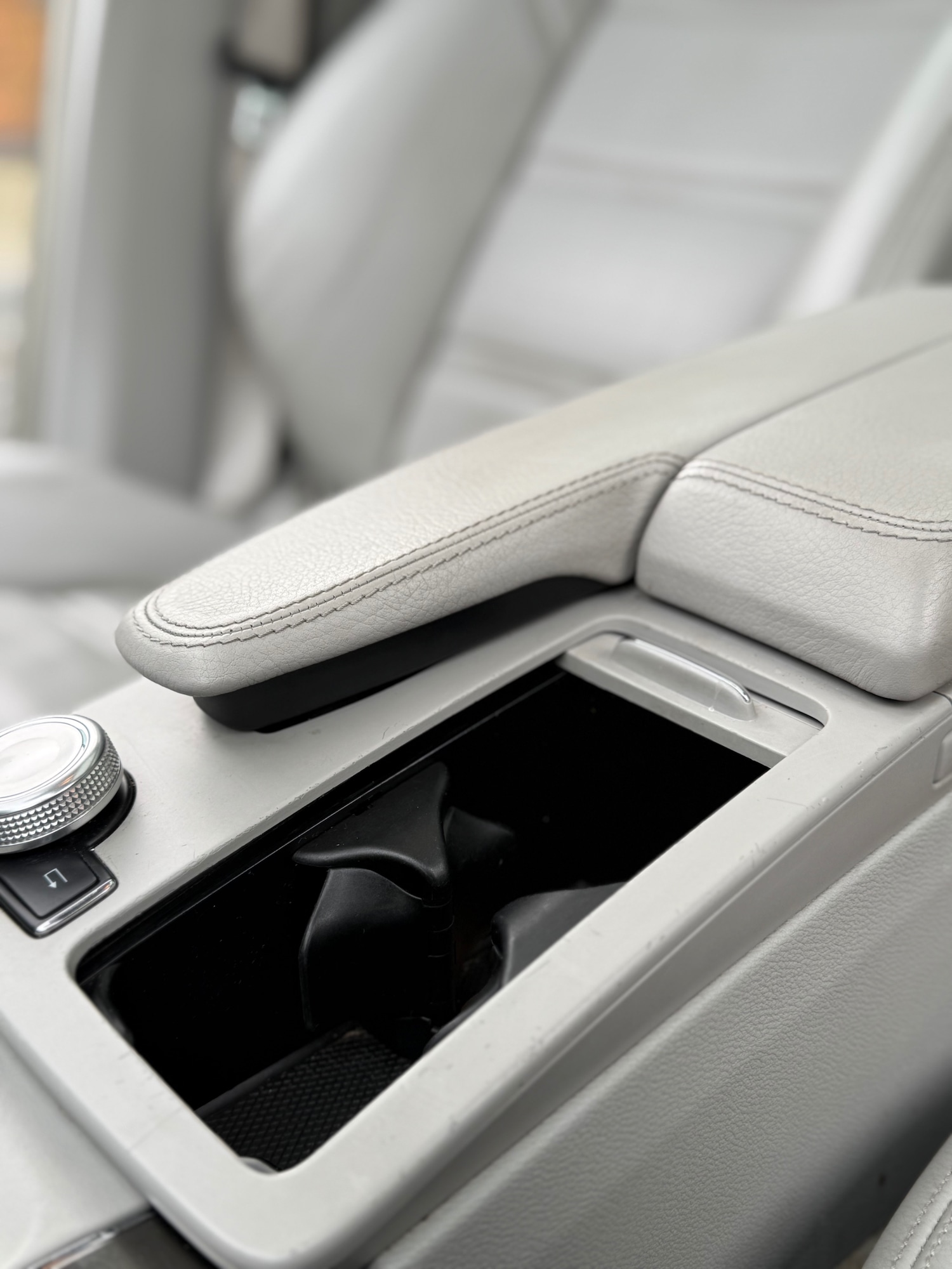 Used Mercedes-Benz E Class 2009 for sale - 76858726: Photo 54