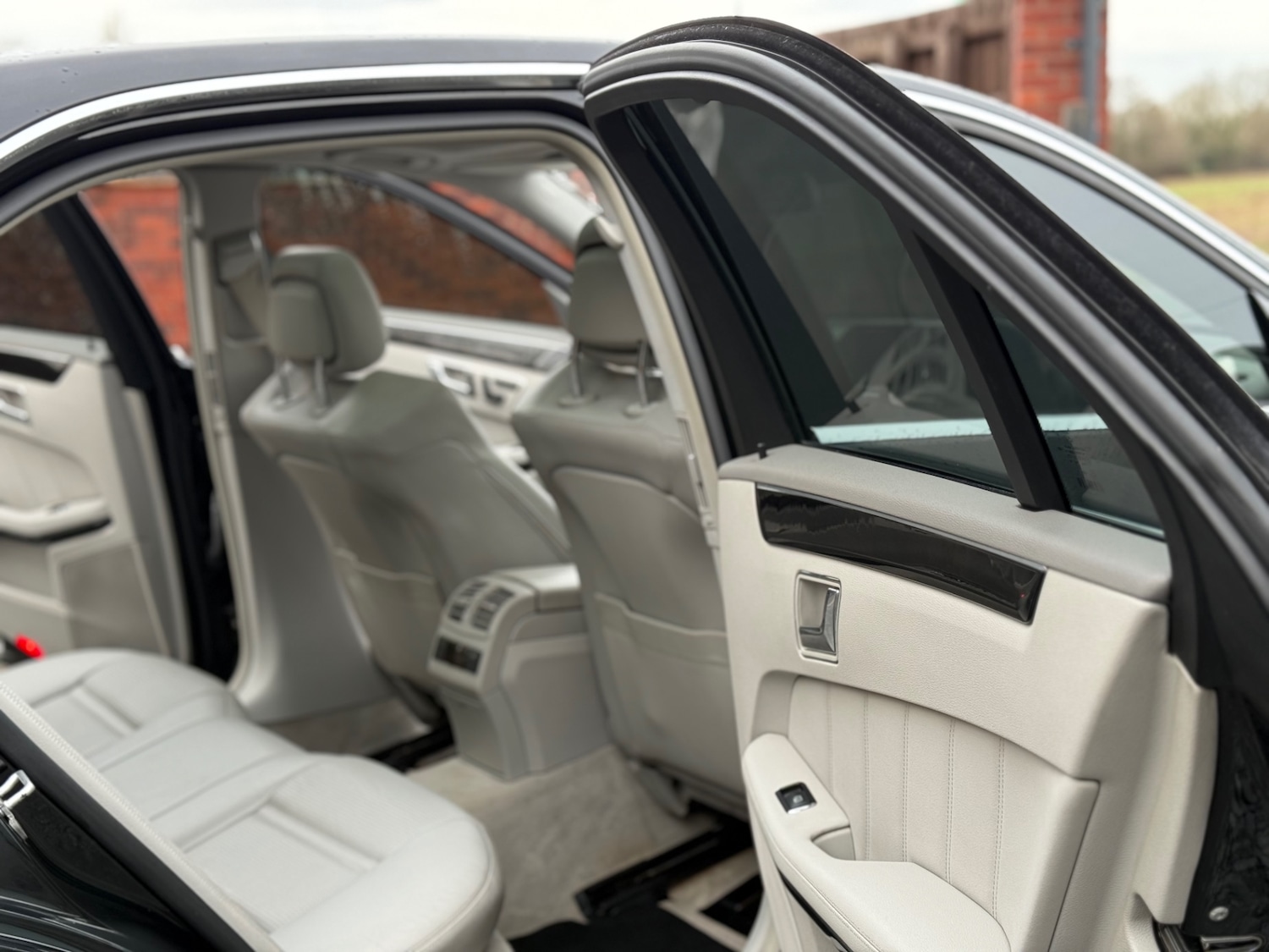 Used Mercedes-Benz E Class 2009 for sale - 76858726: Photo 66