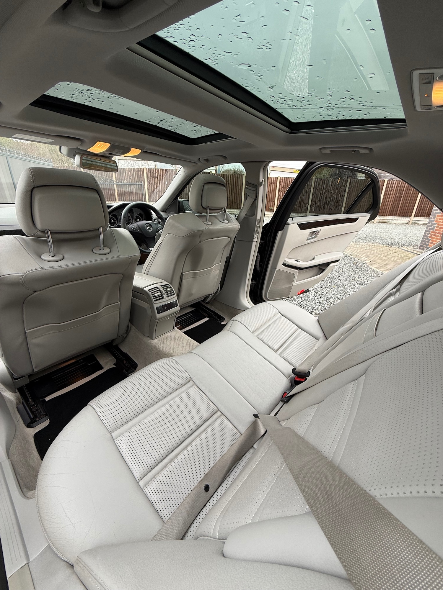 Used Mercedes-Benz E Class 2009 for sale - 76858726: Photo 70