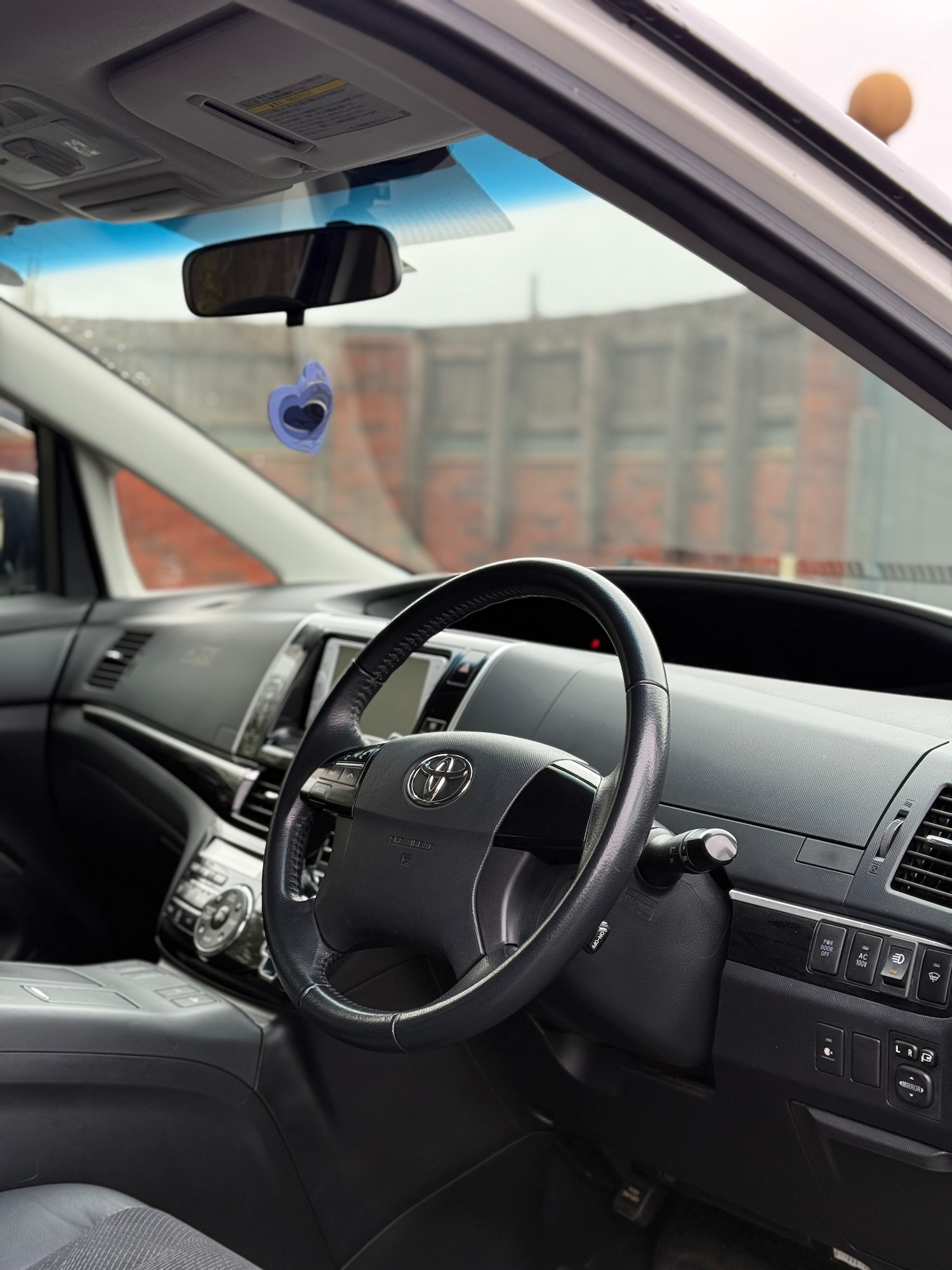 Used Toyota Estima 2024 for sale - 77619233: Photo 16