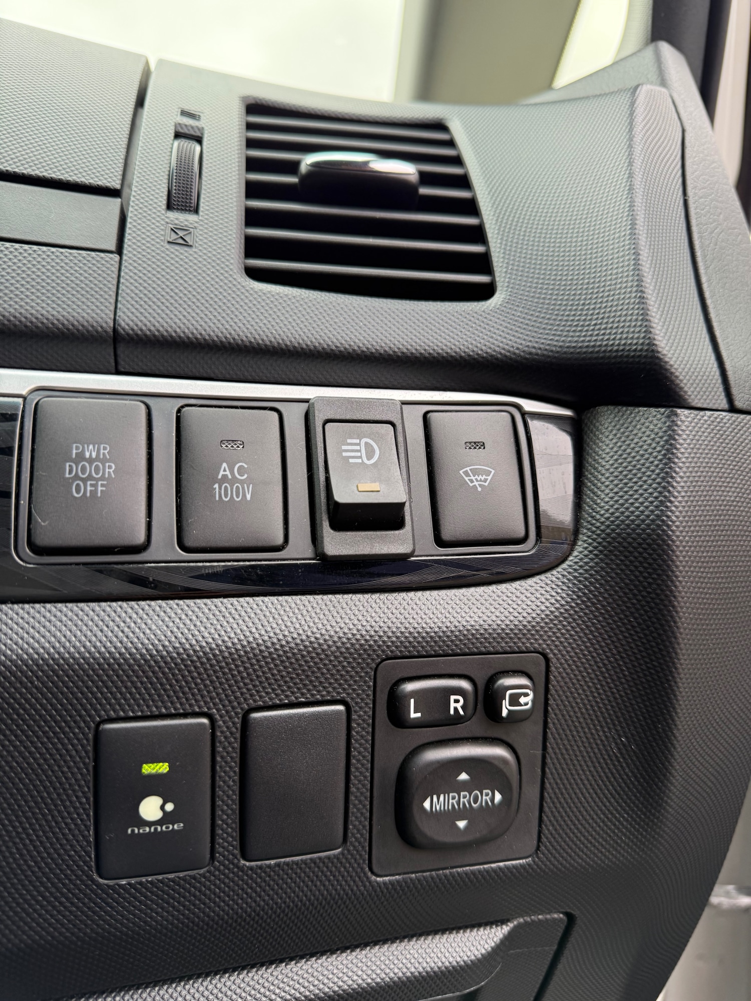 Used Toyota Estima 2024 for sale - 77619233: Photo 18