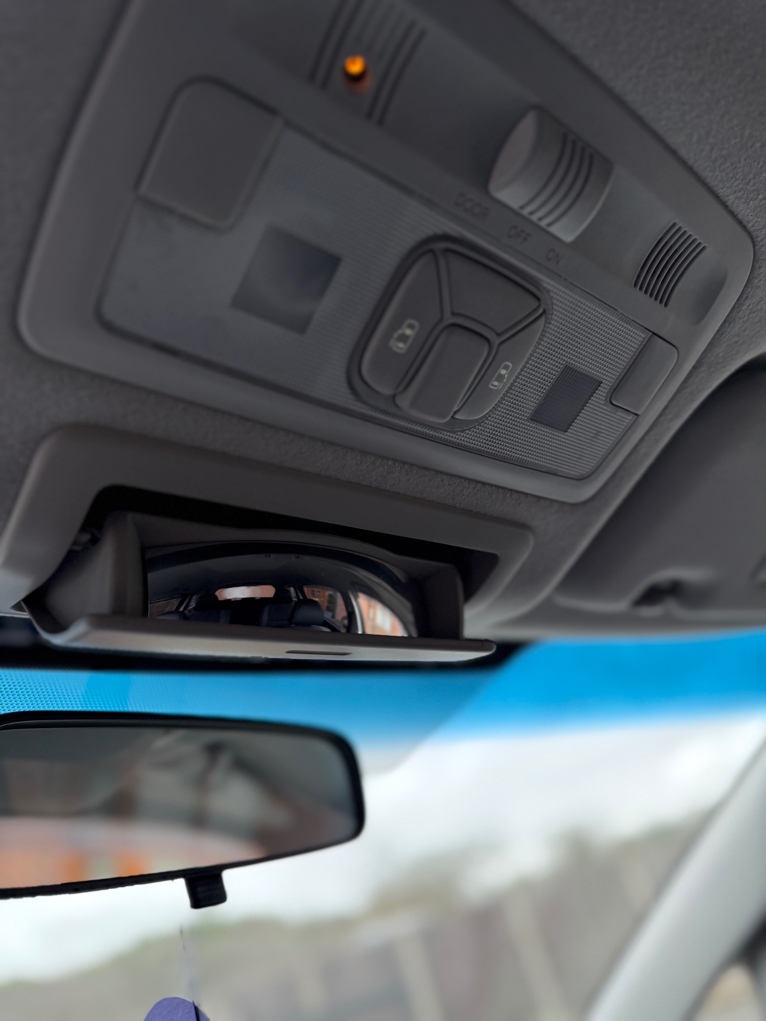 Used Toyota Estima 2024 for sale - 77619233: Photo 31