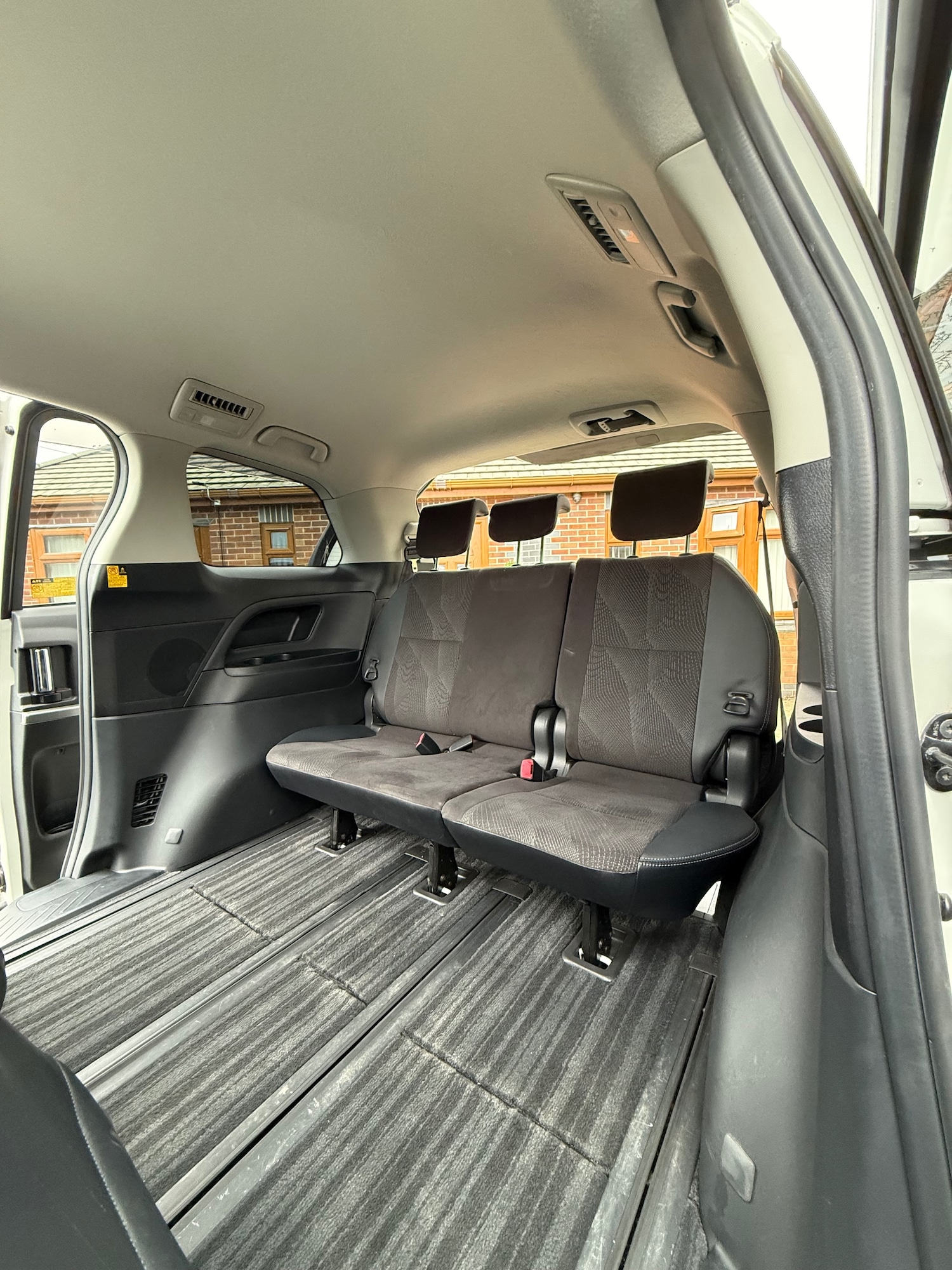 Used Toyota Estima 2024 for sale - 77619233: Photo 43