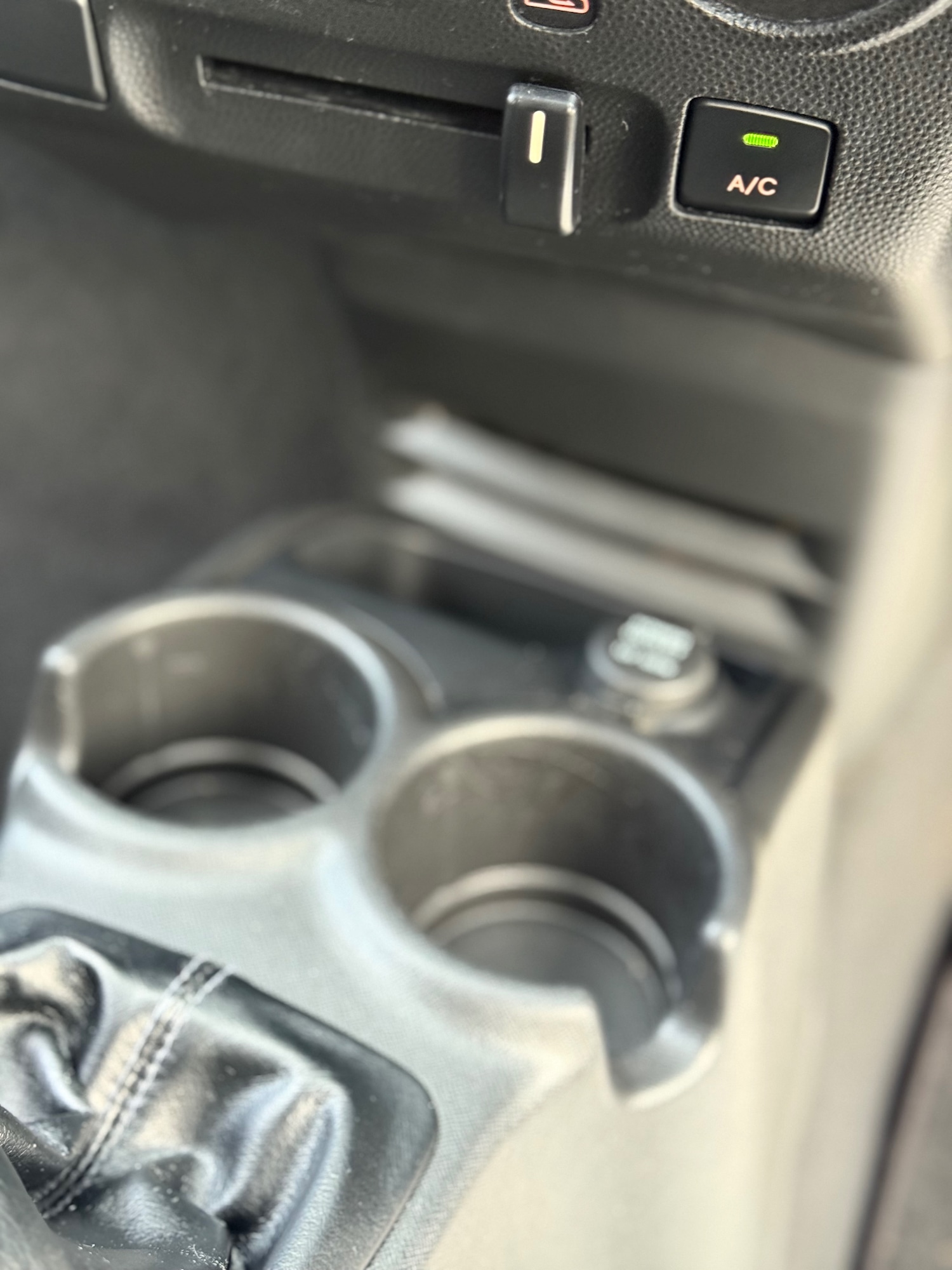 Used Kia Picanto 2010 for sale - 76557038: Photo 19