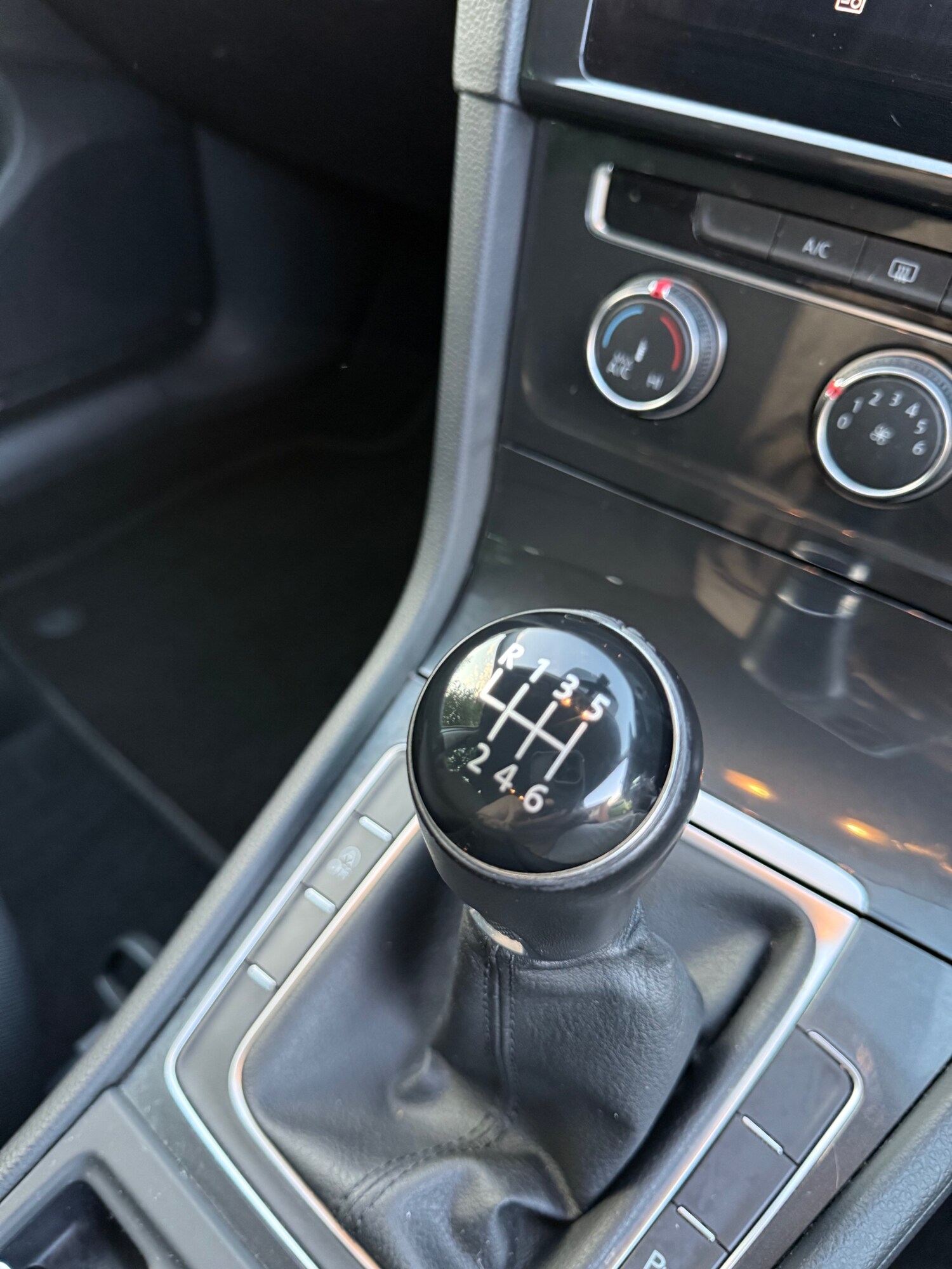 Used Volkswagen Golf 2019 for sale - 76063656: Photo 19