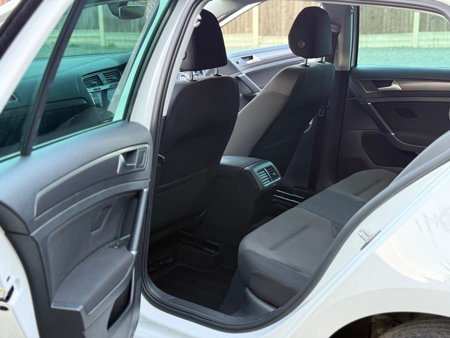 Used Volkswagen Golf 2019 for sale - 76063656: Photo 26