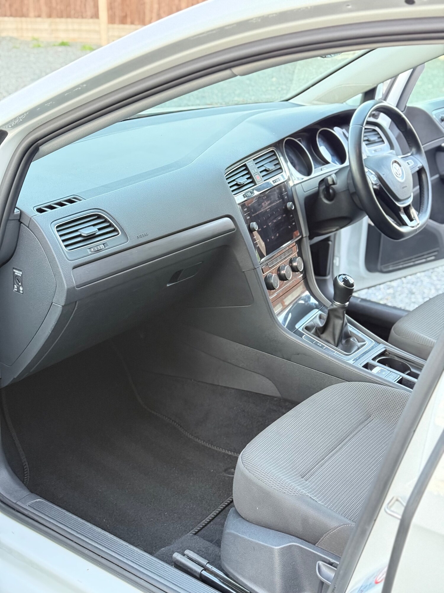 Used Volkswagen Golf 2019 for sale - 76063656: Photo 4