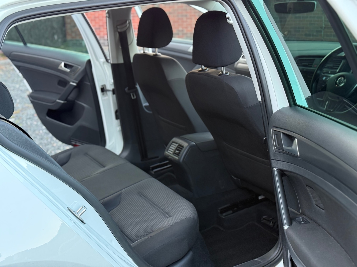 Used Volkswagen Golf 2019 for sale - 76063656: Photo 5