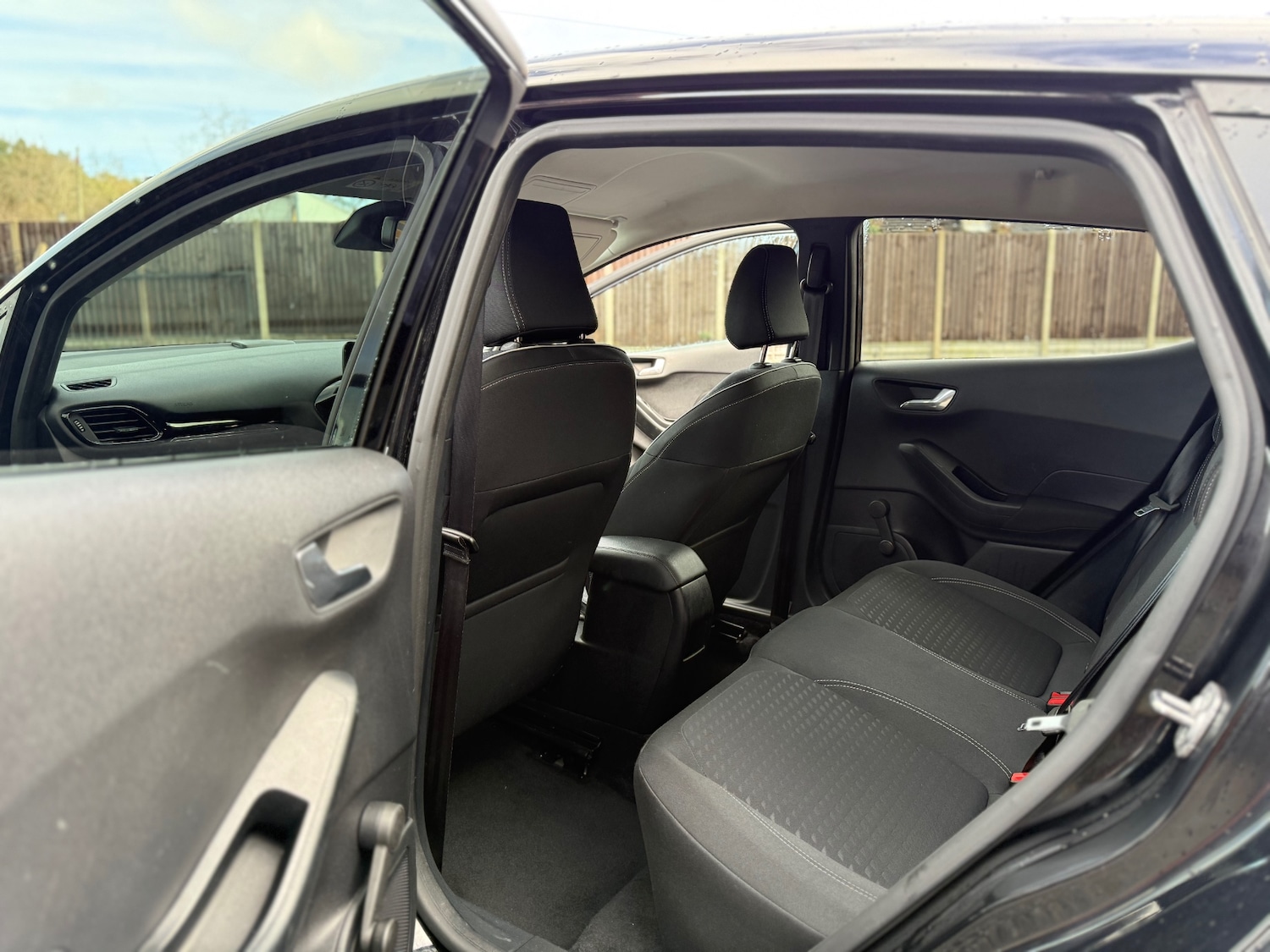 Used Ford Fiesta 2018 for sale - 77387794: Photo 35