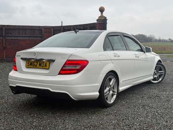 Used Mercedes-Benz C Class 2012 for sale - 77027801: Photo