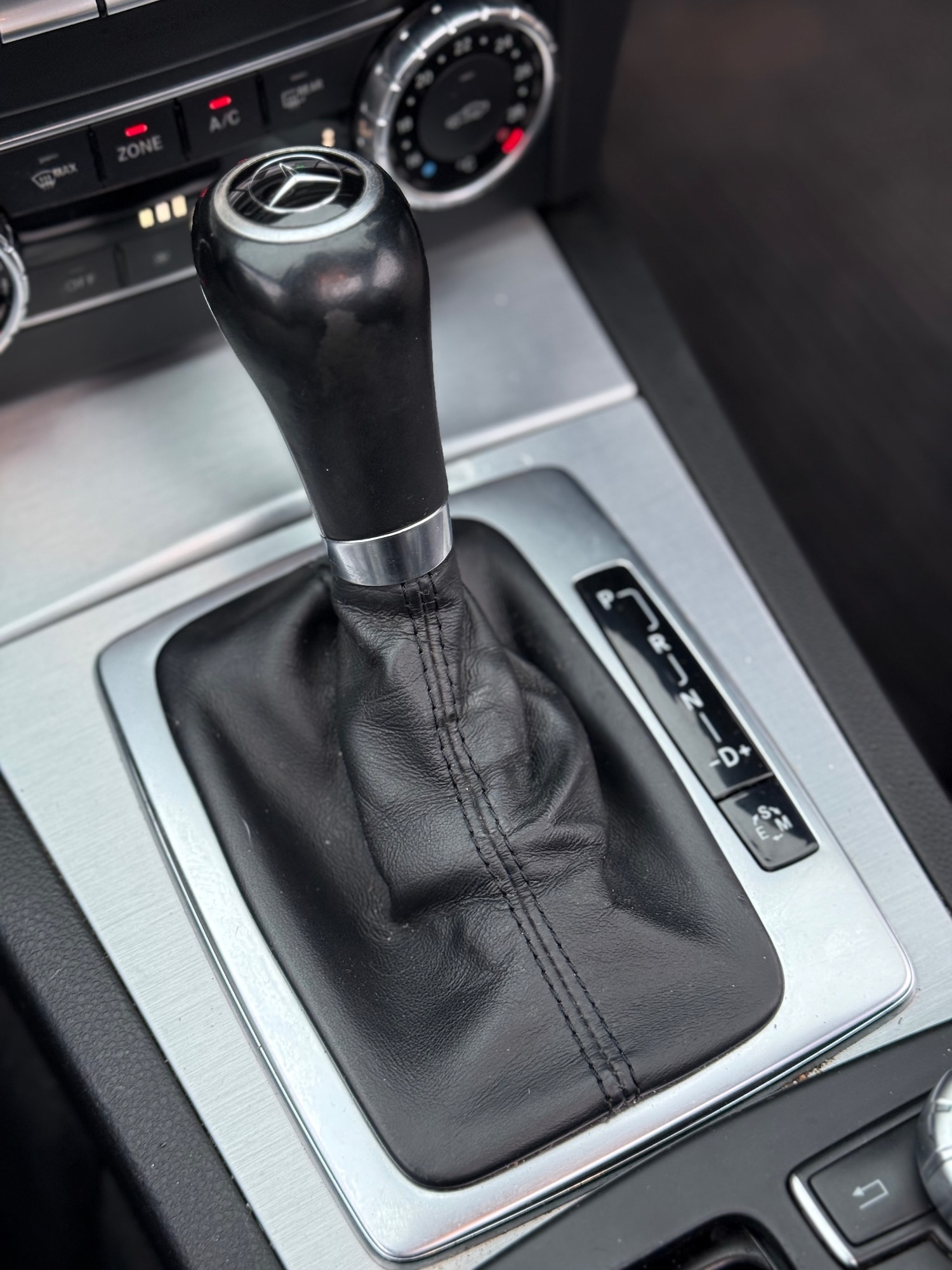 Used Mercedes-Benz C Class 2012 for sale - 77027801: Photo 30