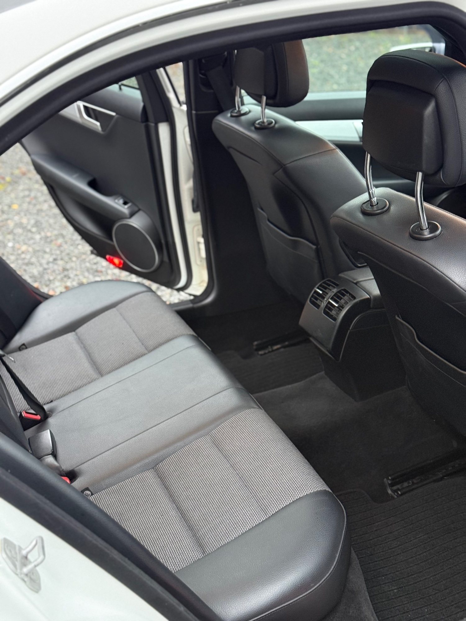 Used Mercedes-Benz C Class 2012 for sale - 77027801: Photo 48