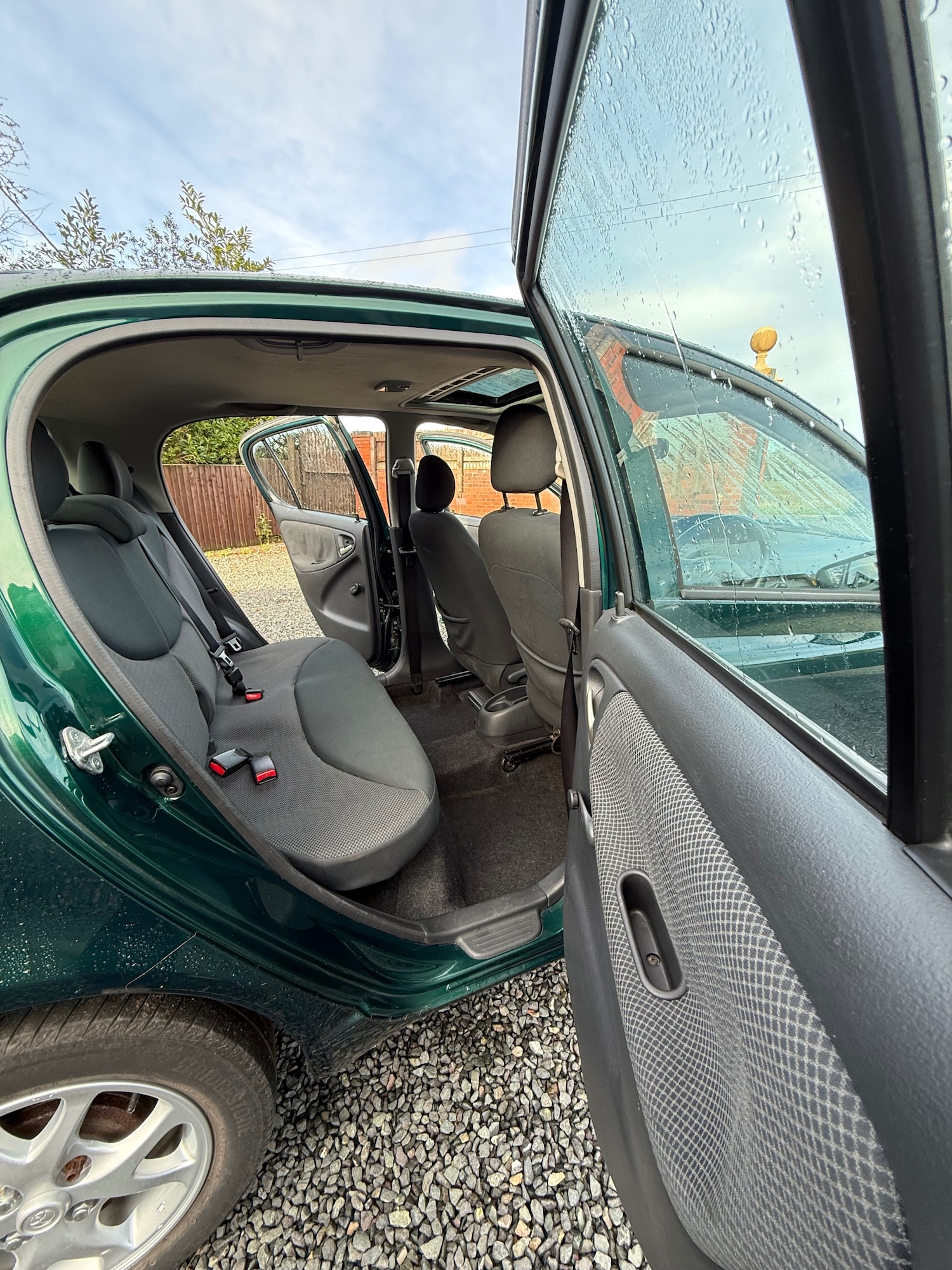 Used Toyota Yaris 2004 for sale - 77381162: Photo 30