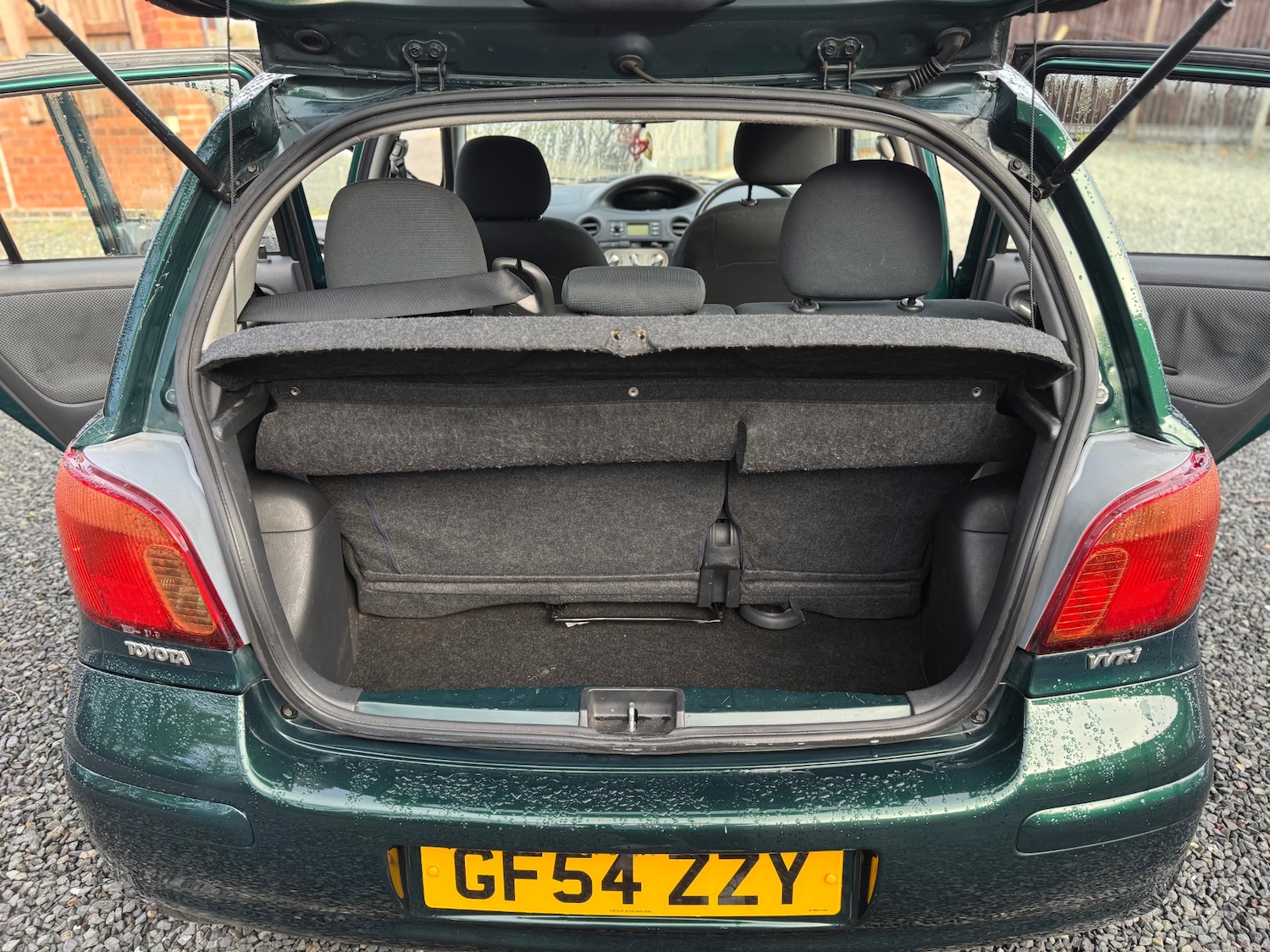 Used Toyota Yaris 2004 for sale - 77381162: Photo 31