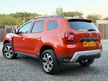 Used Dacia Duster 2022 for sale - 76063725: Photo