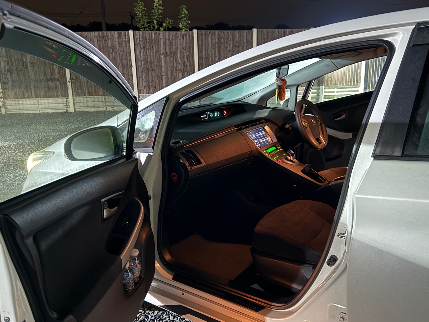 Used Toyota Prius 2023 for sale - 76304583: Photo 6