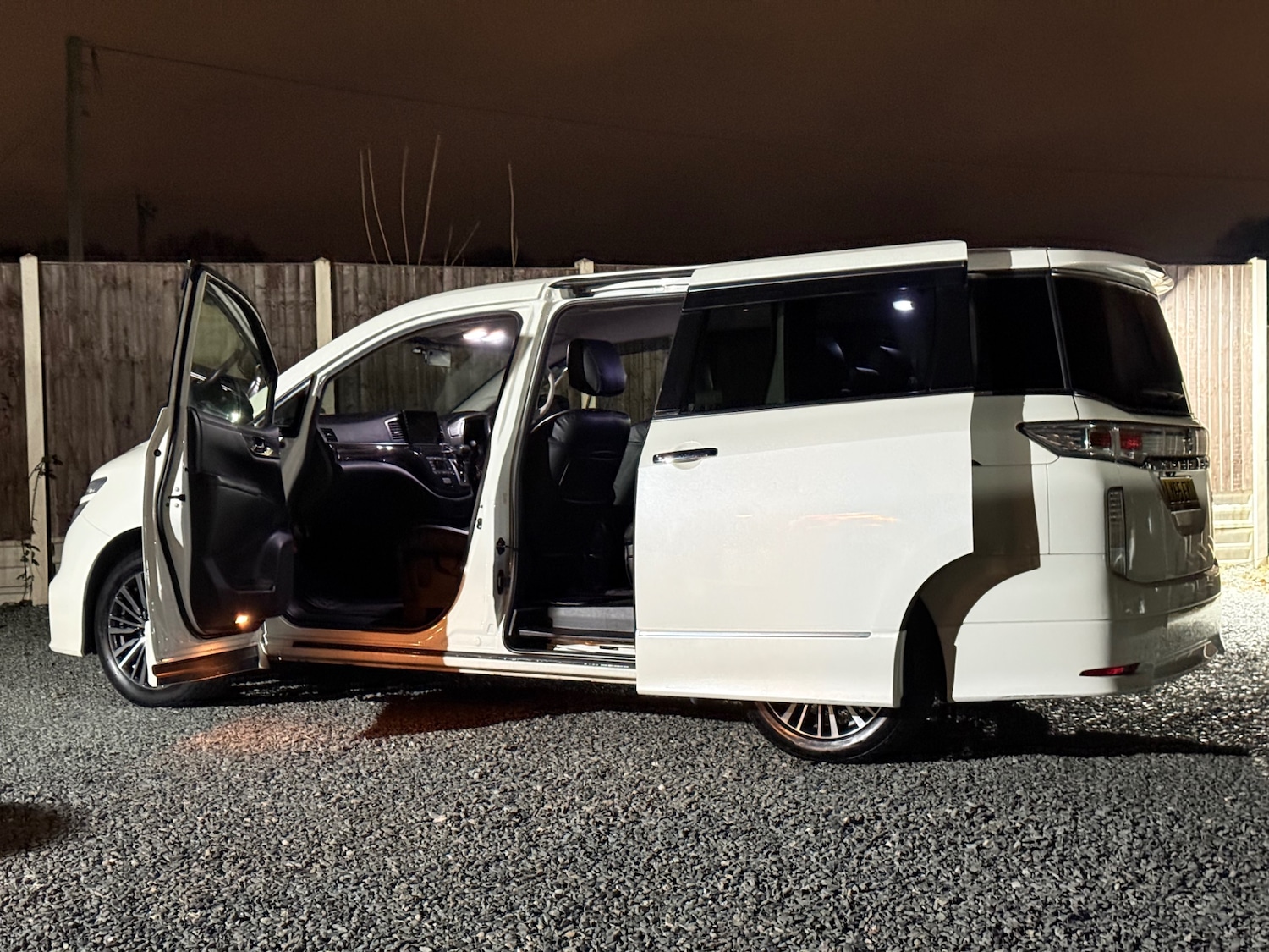 Used Nissan Elgrand 2025 for sale - 77097044: Photo 16