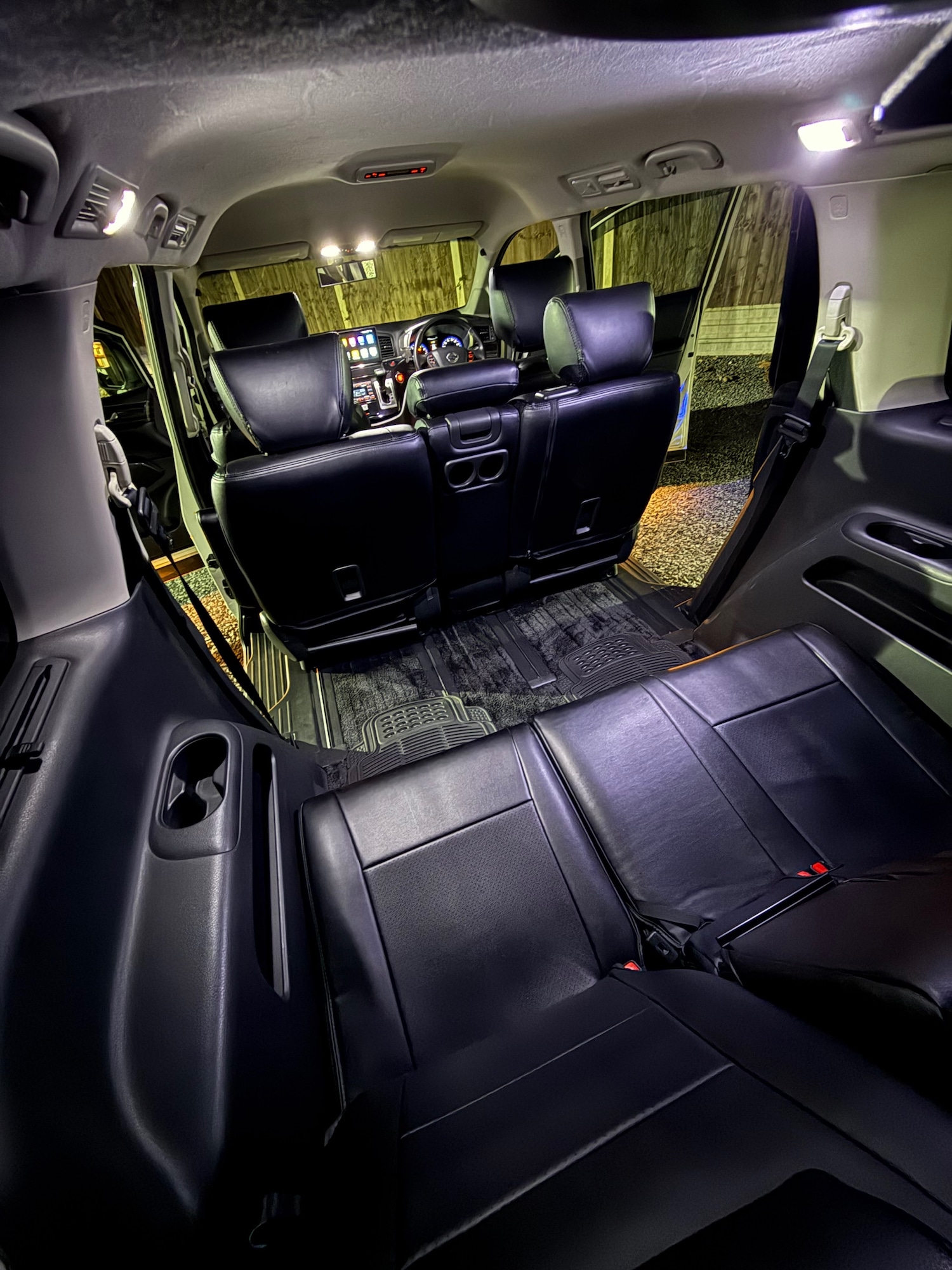 Used Nissan Elgrand 2025 for sale - 77097044: Photo 25