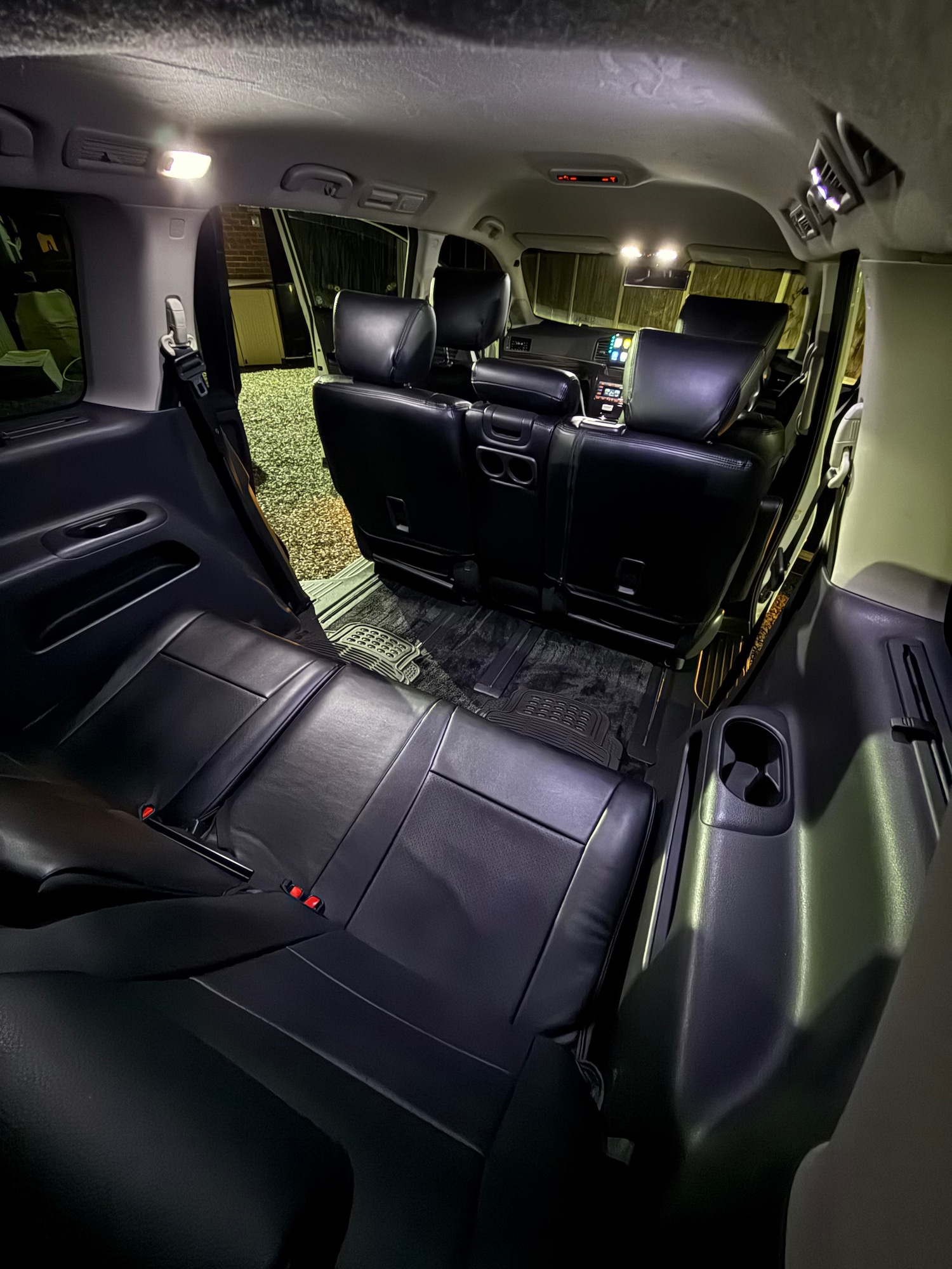 Used Nissan Elgrand 2025 for sale - 77097044: Photo 26